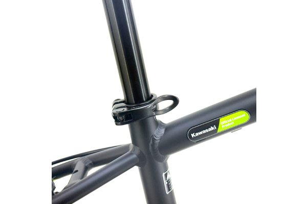 工具不要でサドルの高さ調査可能なシートピン。