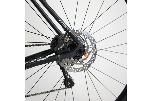 スルーアクスル&フラットマウントディスクブレーキに対応したフレーム。