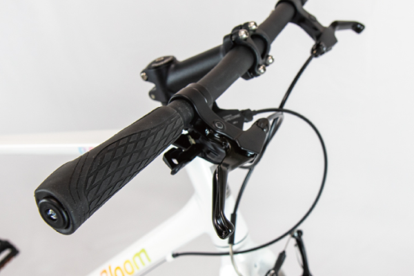 RAIL sakura KhodaaBloom(コーダブルーム) クロスバイク 700C | 自転車