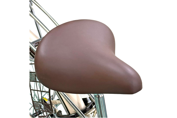 クッション性の高いソフトサドル。