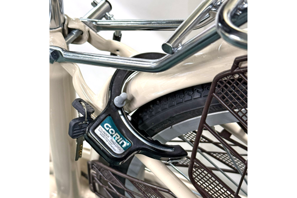 ディンプルキー採用のピッキングに強いリング錠。