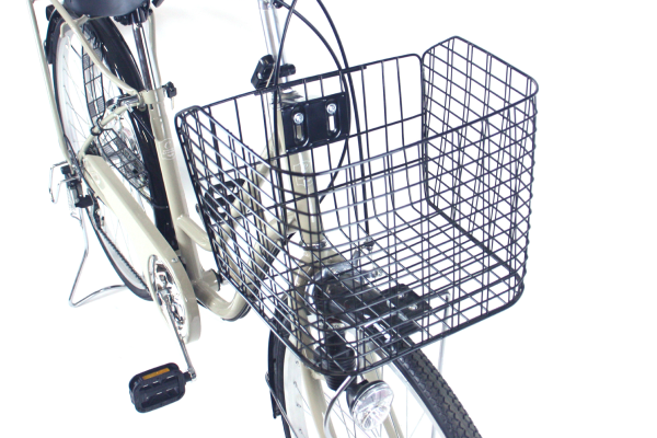 通勤・通学・買い物に便利な大型バスケットを搭載。