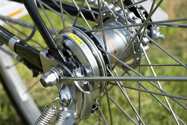 長期間使用しても音鳴りのしにくいブレーキ。