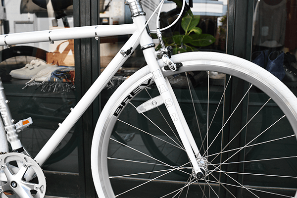 CAFFE RACER UNO RISER MASI(マジー/マジィ) クロスバイク 700C