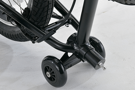 キャスターで移動もラク