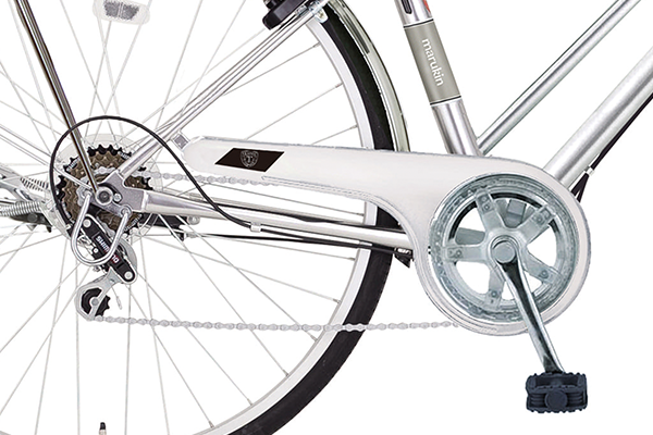 衣服が汚れるのを防ぐチェーンカバー。