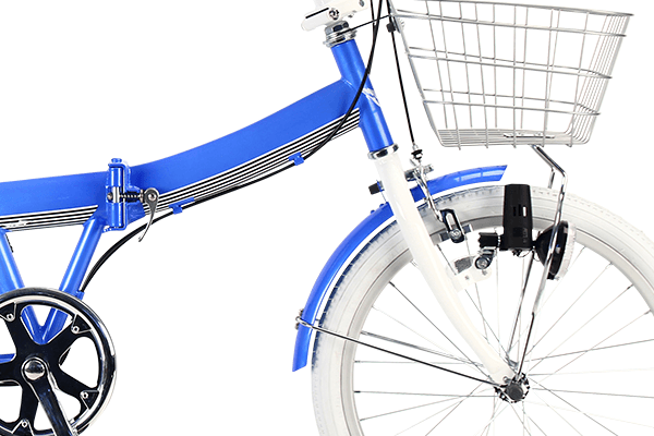 クジラの前ひれをイメージしたフロントフォークは、色を蛍光ホワイトに塗り分け、独特の光沢を出しました。