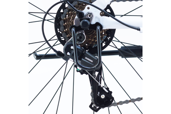 SHIMANO製なのでスムーズなギアチェンジ