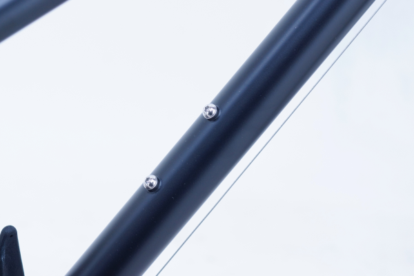 オプションでボトルゲージの取り付けも可能です。