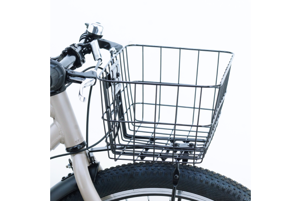 習い事や遊びに出掛ける際に便利なバスケット付き