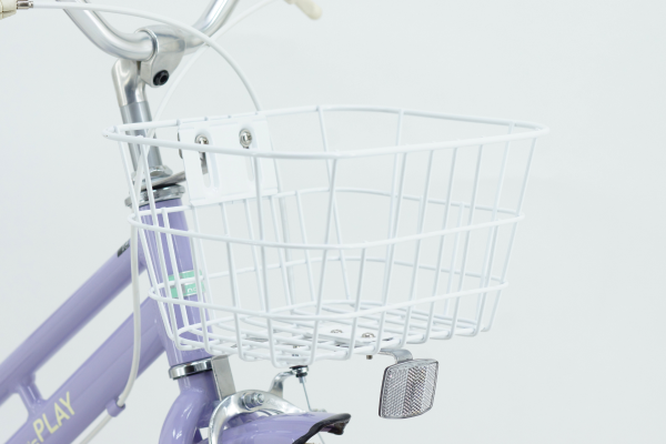 公園へのお出かけにちょっとした荷物が持ち運びできます。