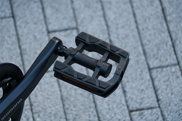 購入時から車体に付属されているため、すぐに乗車が可能です。