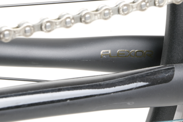 FALAD-PRO NESTO(ネスト) ロードバイク 700C | 自転車通販「cyma