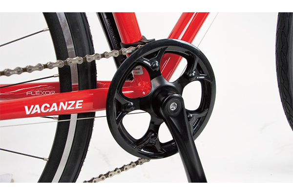 フロントギアはシンプルなシングル仕様です。