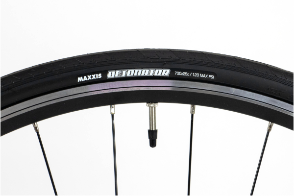 FALAD NESTO(ネスト) ロードバイク 700C | 自転車通販「cyma -サイマ