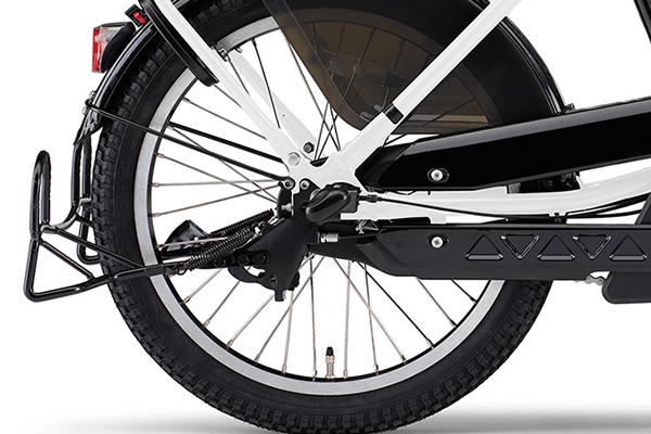 快適な走りをサポートする3段変速。平らな道、ちょっとした坂やキツイ坂など、道の状態に合わせて最適なギアを選べます。