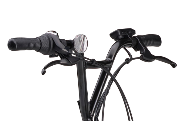 リラックスポジションをキープできるハンドルです。