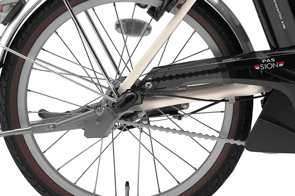 信号待ちで停まったままでもギアチェンジが可能な変速機。