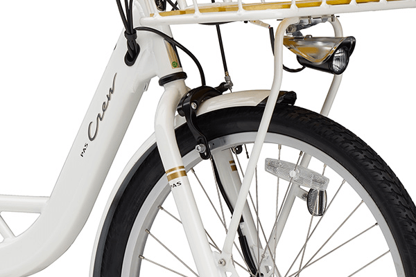 軽い操作で、雨の日も確かな効き目のフロントブレーキです。