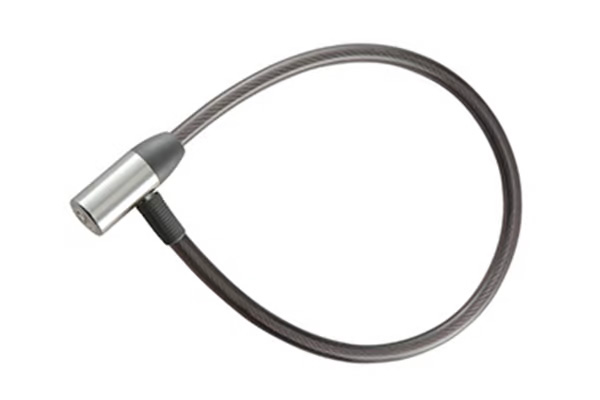 大切な愛車を盗難から抑止するワイヤーロックを標準装備。大切な愛車を盗難から抑止するワイヤーロックを標準装備。1つの鍵でサークル錠、バッテリー、ワイヤー錠の開錠・施錠が可能です。