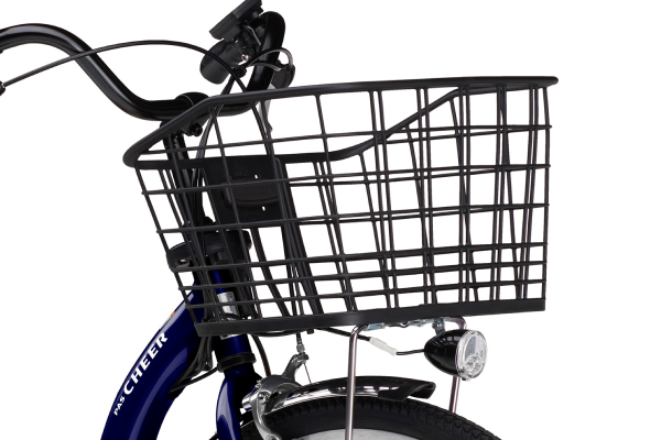 たくさんの荷物もしっかり収納できる、樹脂製大容量バスケット（約22リットル）を装備。