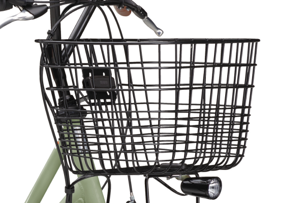 大きなカバンでも安心、約25リットルのスチール製大型バスケット