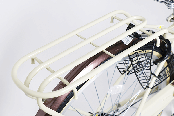 「クラス27キャリア」を標準装備。オプションでチャイルドシートが取り付け可能です。