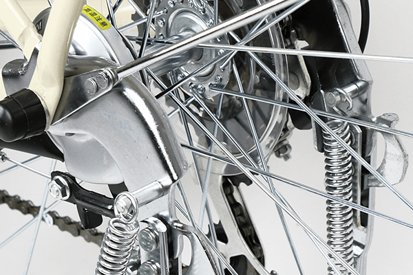 長期間使用してもブレーキ音がしにくいローラーブレーキ。