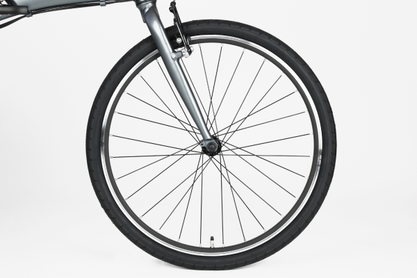 タイヤサイズ：24×1.5