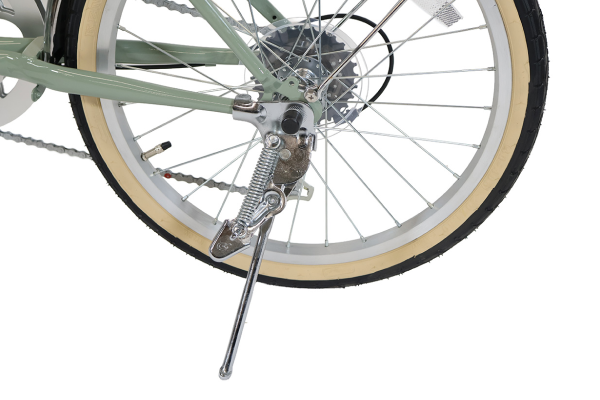 停車時に必須になるスタンドも搭載！