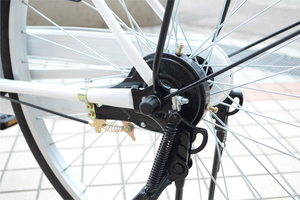 制動性が高く、ブレーキの効きが非常にいいため、信号待ちの停車も安心です。