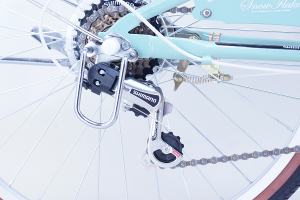 変速機を守ってくれるので転倒時も安心です。