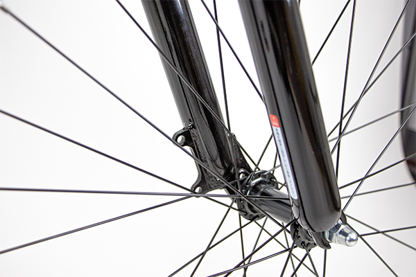 本格的にオフロードを楽しみたい方は、将来的にディスクブレーキにすることも可能なところも魅力。