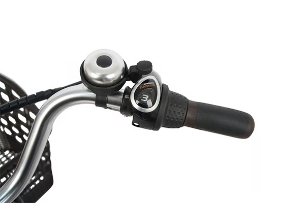 メンテナンスフリーで快適な走行を実現する安心のシマノ製内装3段変速を採用。