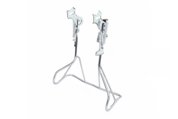 超幅広のスタンドでお子様を乗せても安心の抜群の安定性！スタンドを立てるだけで自動でロックがかかるオートロック機能付。※有料オプション