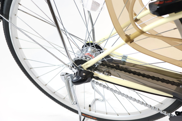 停止状態でも変速可能で、メンテナンスが楽な内装3段変速を採用。