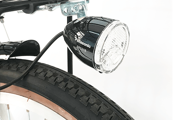 夜も安全で快適に走行できる高輝度LEDライトを標準装備！手元コントローラーで点灯消灯もラクラク♪