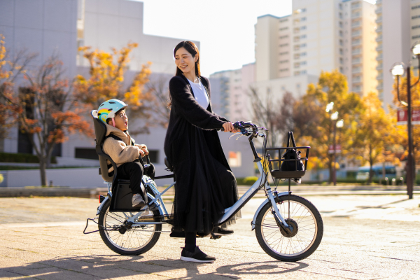 ヘッドレスト付チャイルドシート搭載TDN-207LP PELTECH 子供乗せ自転車