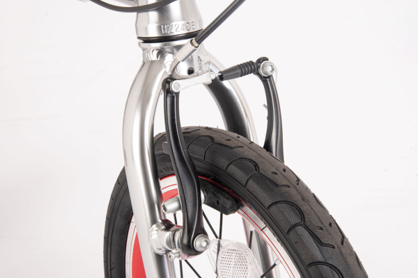 しっかり止まれるVブレーキ