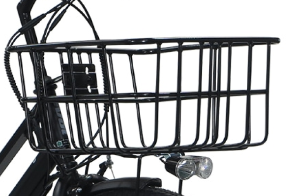 幅451mm×奥行350mmと大きめなので、ノートパソコンを入れたカバンもしっかり入ります。