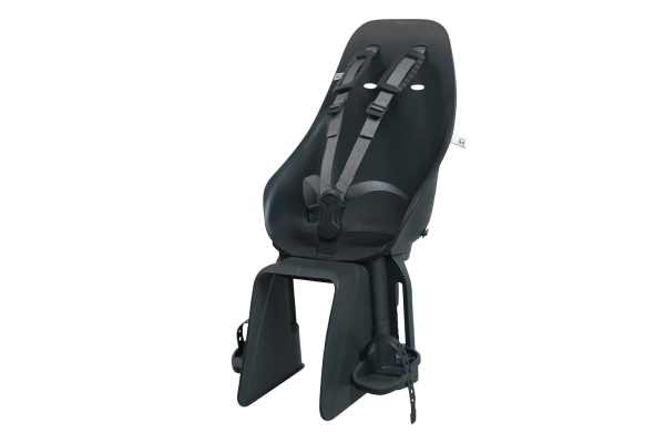 オランダでデザインされた、すっきりとしたエレガントな見た目。安全性についても独立したドイツ機関のTÜVによってテストおよび承認され、CEN（欧州標準化委員会）の品質基準 EN14344に従って開発されています。また、強度面では日本の厳しい基準を満たせるよう設計されています。