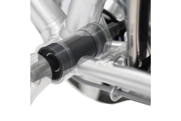 カートリッジタイプで一体型になっているので丈夫な構造になっています。ペダルの回転も滑らかで快適な走りを実現します。