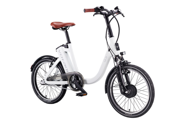 H3よりもシートチューブ長を5cm下げ、さらに跨ぎやすく。