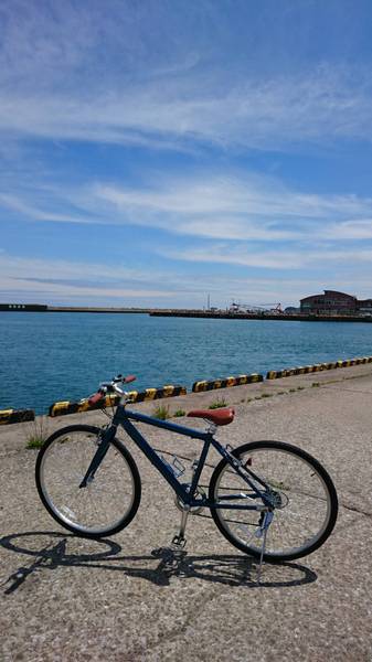 海と自転車