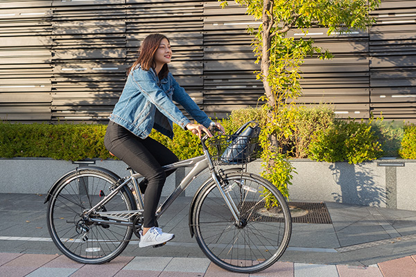 クロスバイクのおすすめ15選 街乗り 通勤通学向け車種や人気メーカーを紹介 自転車通販 Cyma サイマ 人気自転車が最大30 Off