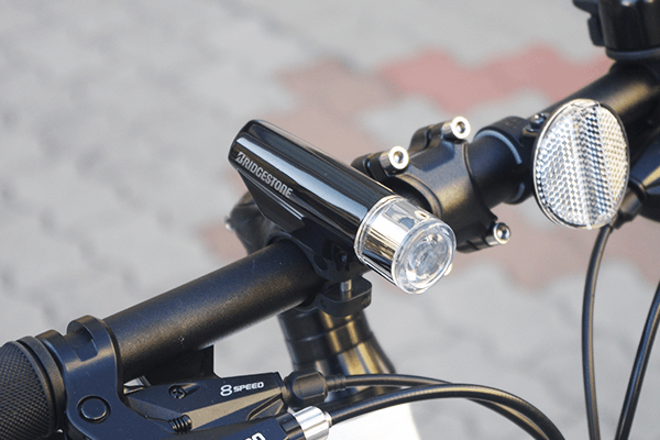 自転車用ライトのおすすめ16選 | 明るさの条件や選び方も徹底解説 
