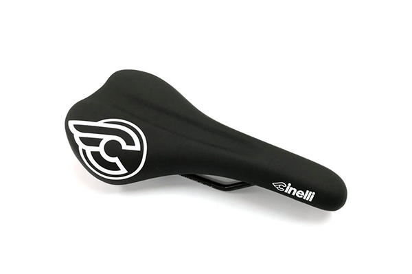 Cinelli(チネリ)／C Wing Saddle